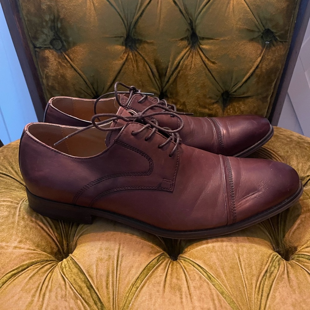 Elegant Brown Leather Men's Oxfords - Picture 3 of 11